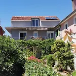 Sanda Tribunj Διαμέρισμα
