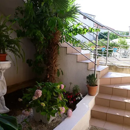 דירה Sanda Tribunj