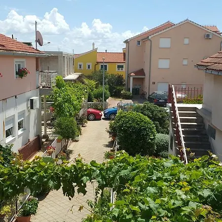 Apartman Sanda Tribunj *