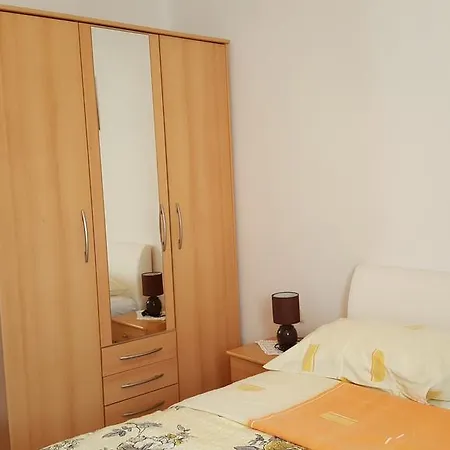 דירה Sanda Tribunj