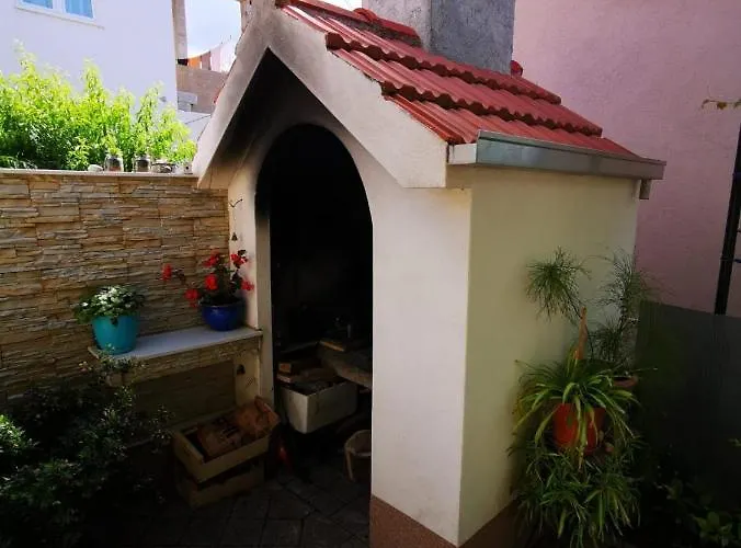 Apartament Sanda Tribunj Tribalj