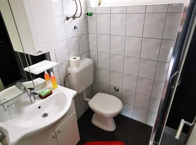 Apartament Sanda Tribunj Tribalj