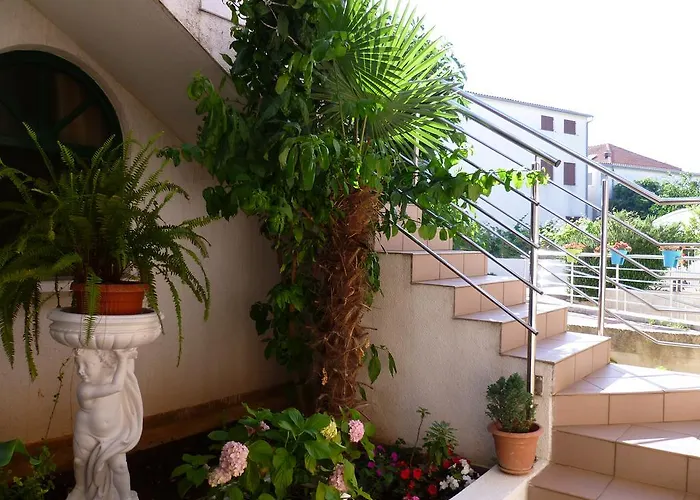 Sanda Tribunj Tribalj