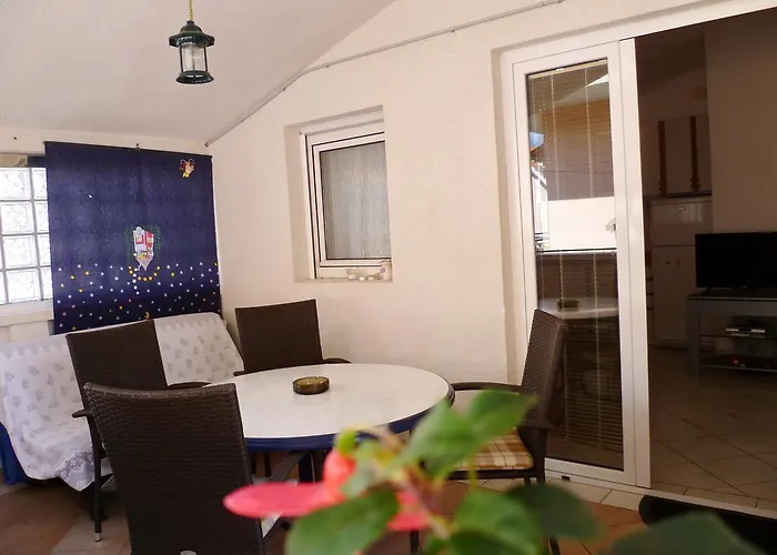 Apartament Sanda Tribunj Tribalj