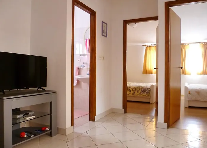 Apartament Sanda Tribunj Tribalj