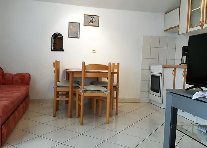 Apartament Sanda Tribunj Tribalj