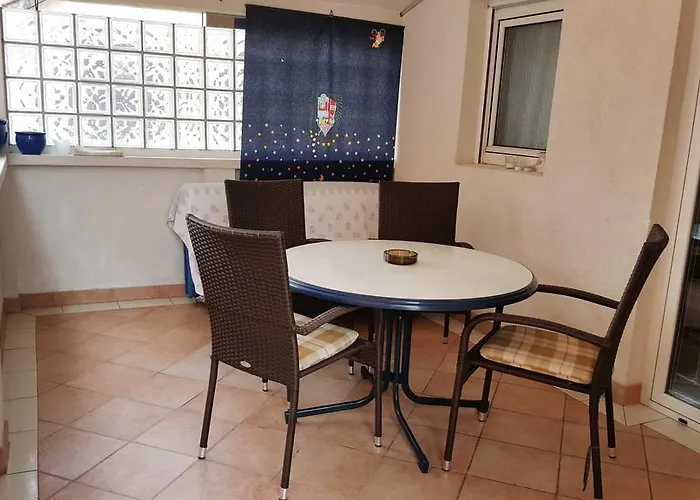 Sanda Tribunj Tribalj